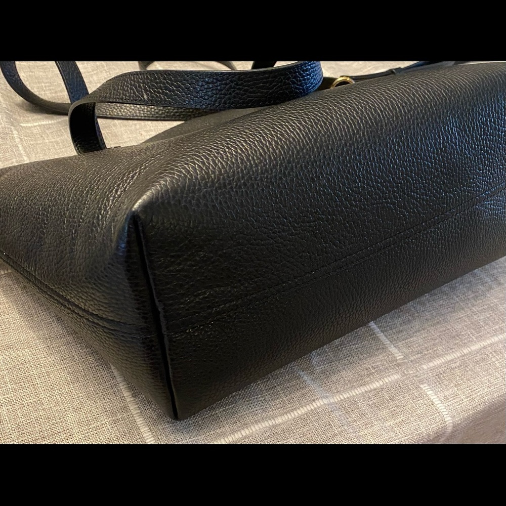 Cuyana Black Leather Tote - Picture 8 of 8